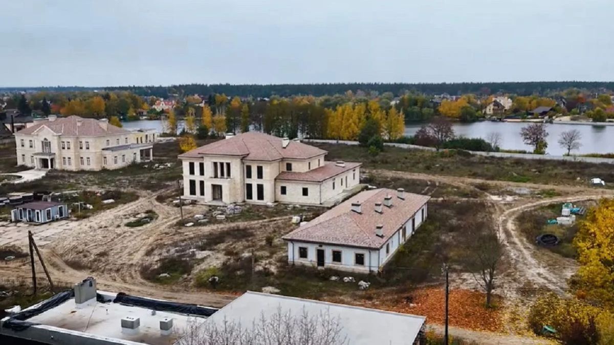 НАБУ оголосили нові підозри у відмиванні 460 млн грн на будівництві резиденцій під Києвом