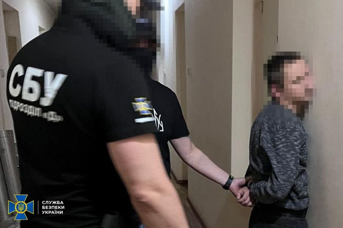 Посадовець Херсонської міськради вимагав відкати за обслуговування Starlink у дитсадках