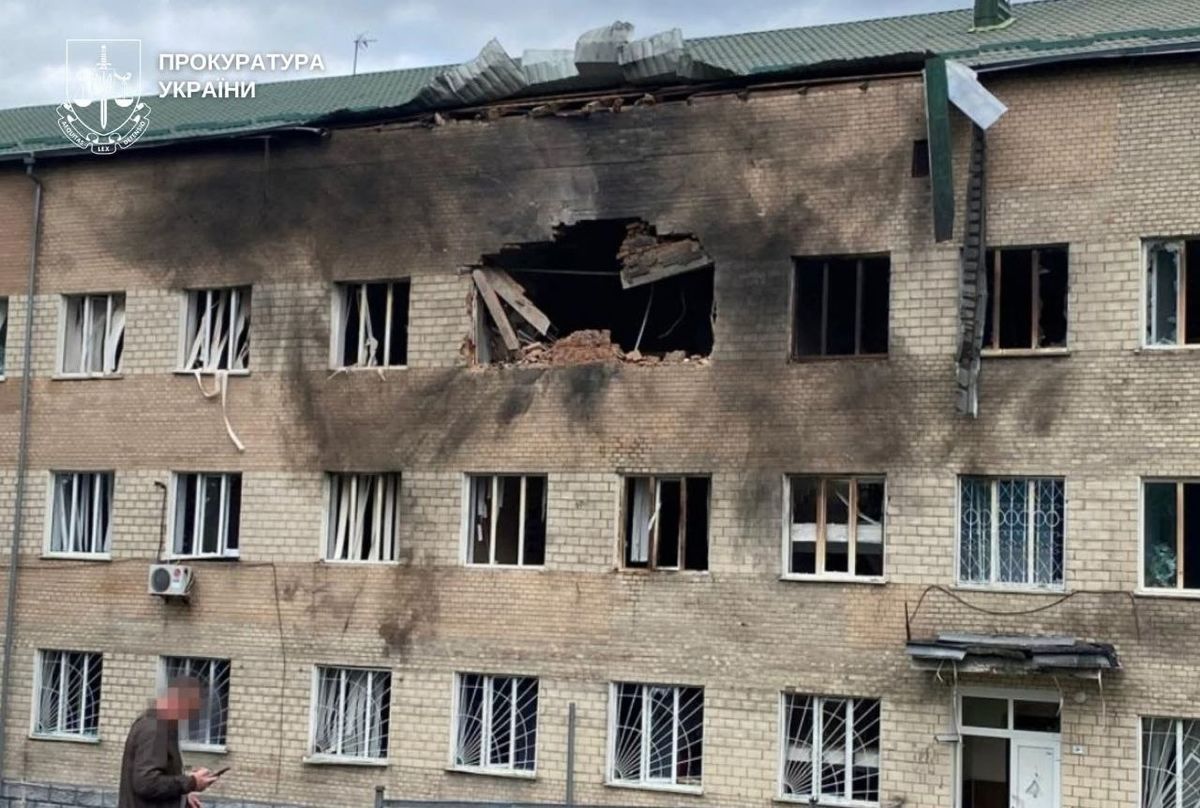 Росіяни атакують Хмельниччину ударними дронами, є травмовані