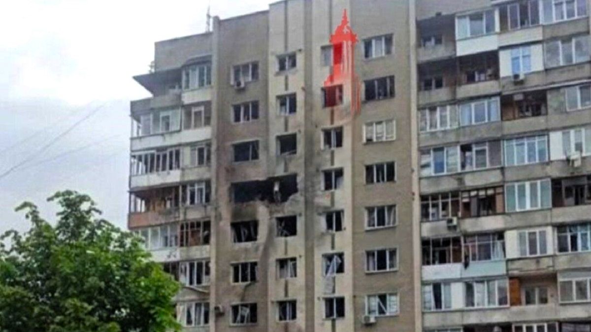 Росіяни влучили дроном в багатоповерхівку в Івано-Франківську