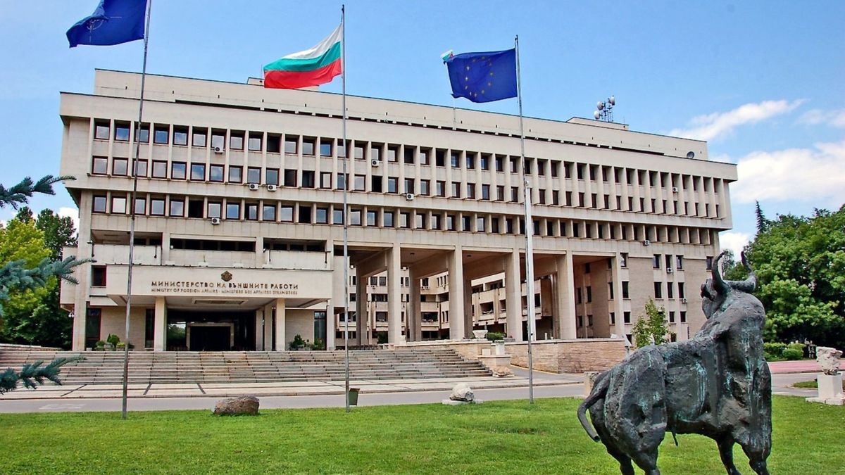 Угорщина вперше викликала посла Росії через атаку на Закарпаття 