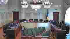 Вища рада правосуддя звільнила суддю з Чернівців за погрози вагітній коханці