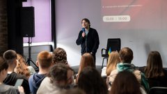 Під час атаки шахедів на Франківськ місцевий університет провів зустріч із Сергієм Притулою 