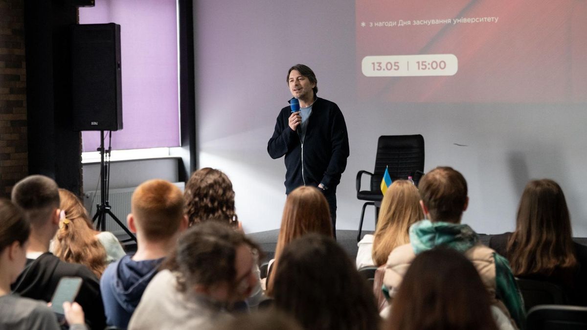 Під час атаки шахедів на Франківськ місцевий університет провів зустріч із Сергієм Притулою 