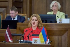 Премʼєр-міністерка Латвії оголосила про відставку з посади