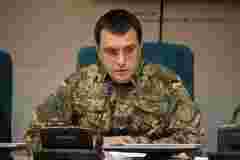 ДБР оголосило ексміністру Володимиру Омеляну підозру в ухиленні від військової служби