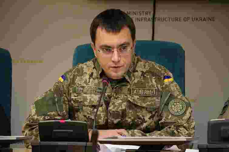 ДБР оголосило ексміністру Володимиру Омеляну підозру в ухиленні від військової служби