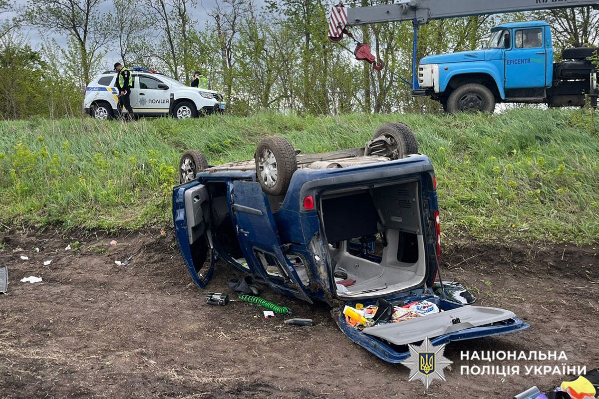 У ДТП на Хмельниччині загинув водій Renault, двоє пасажирів травмувалися 
