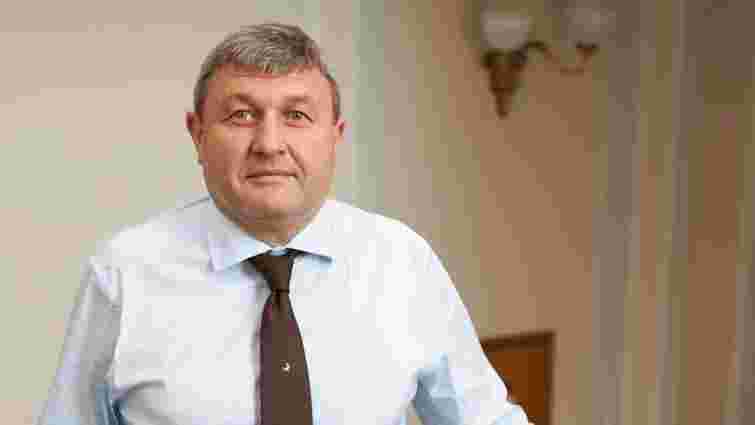 У народного депутата «Слуги народу» конфіскували три елітні автомобілі
