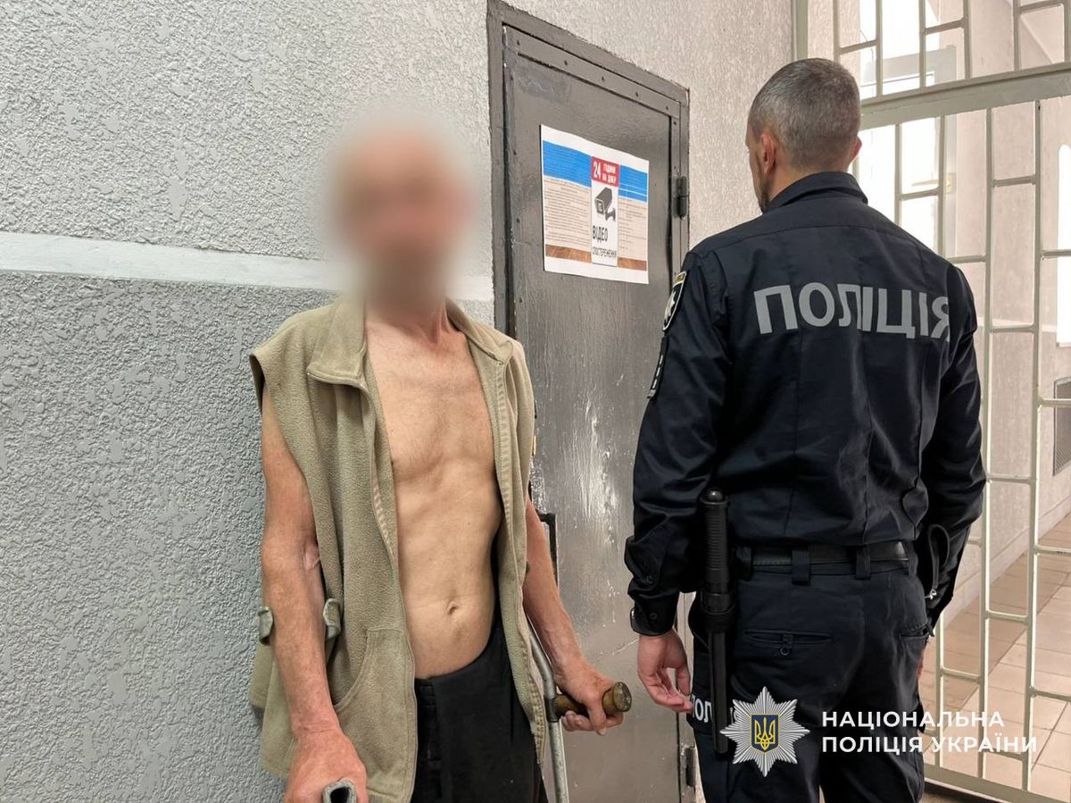 Поліція затримала закарпатця за зґвалтування 12-річної онуки