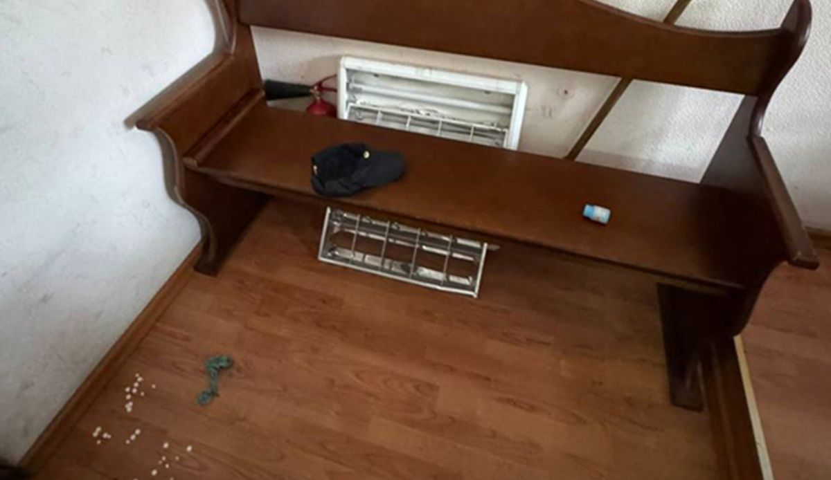 У Києві затримали 44-річного чоловіка, який передавав наркотики в залі суду 