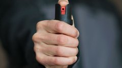 У Львові судили чоловіка, який розпилив перцевий балончик у поліцейського з групи оповіщення