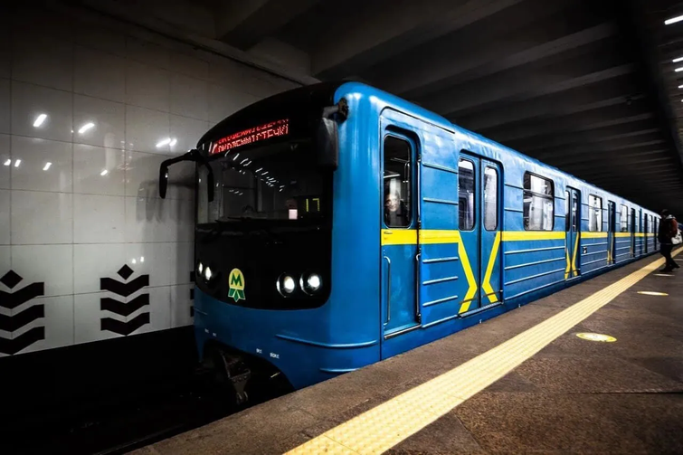 Проїзд у громадському транспорті Києва подорожчає до 30 грн