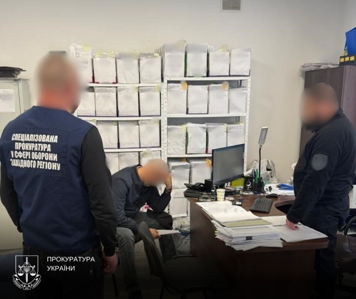Троє військових з Рівненщини намагалися звільнитися зі служби з підробленими довідками