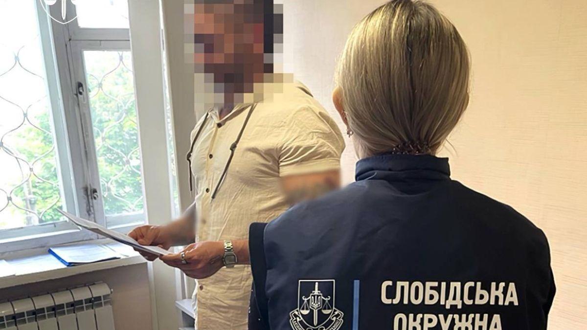Депутат Харківської міськради отримав підозру через схему виїзду чоловіків до Румунії