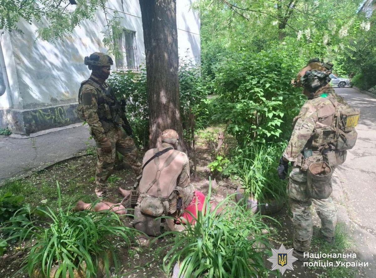 Поліція затримала банду з Ніжина за пограбування франківського валютника на 9 млн грн