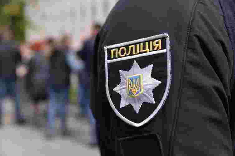 Підозрювані у «кришуванні» порноофісів топпосадовці Нацполіції вийшли з-під варти 