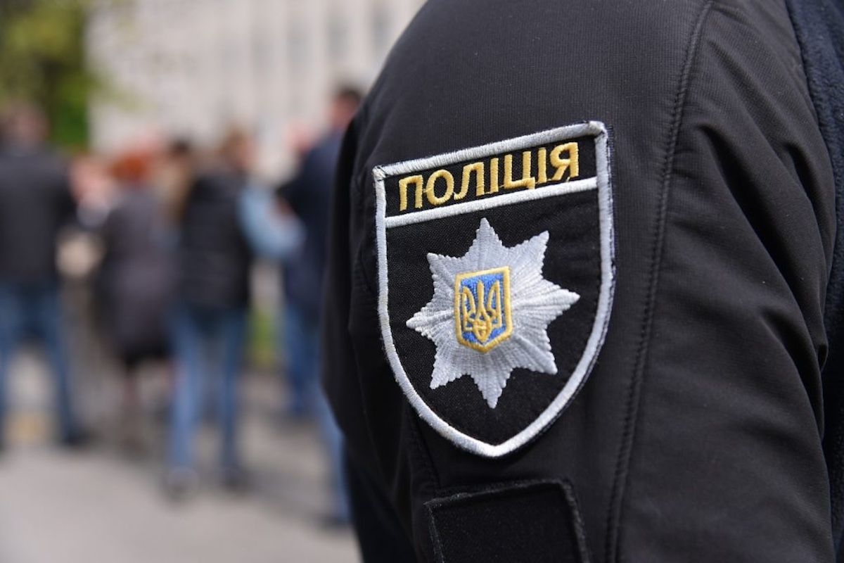 Підозрювані у «кришуванні» порноофісів топпосадовці Нацполіції вийшли з-під варти 