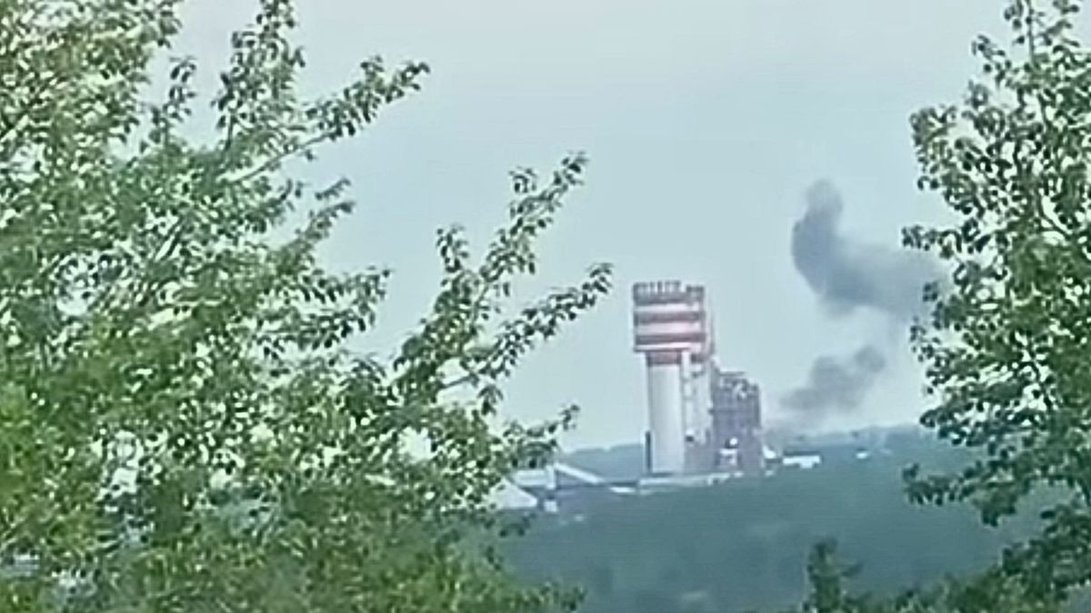 Дрони СБУ зупинили виробництво хімічного заводу росіян у Пєрмській області