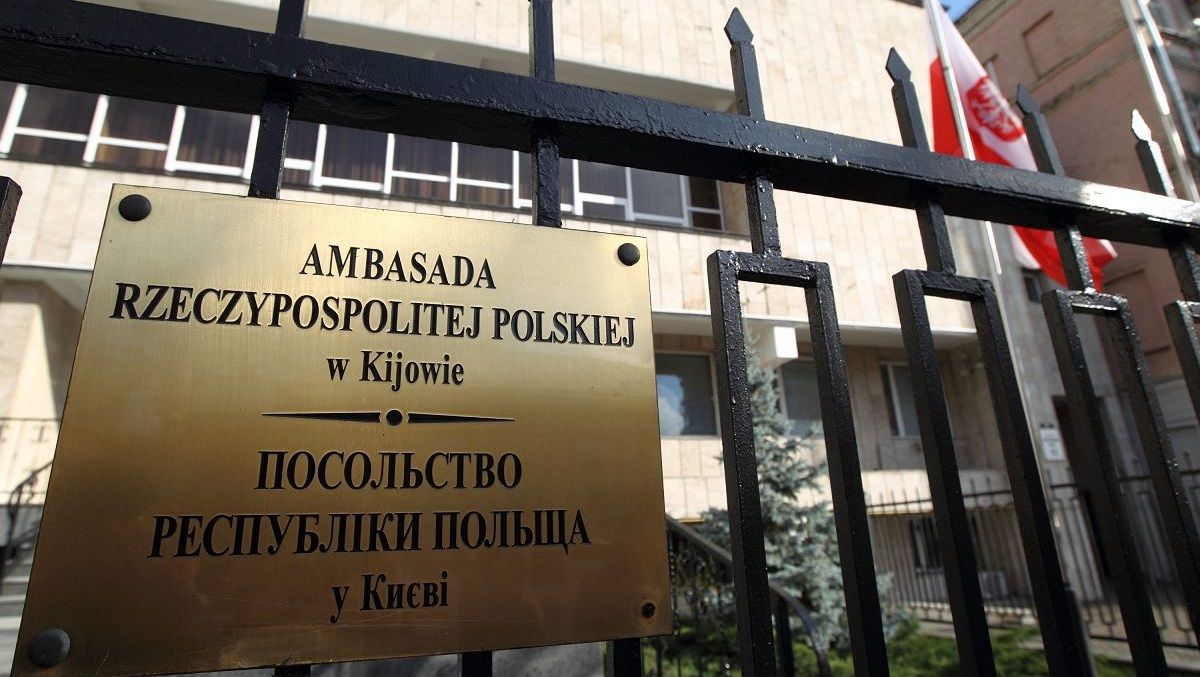Польща попередила Росію про наслідки ударів по своїх дипмісіях у Києві