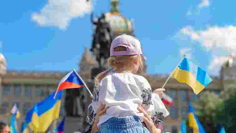 Уряд Чехії підтримав посилення правил для частини українських біженців