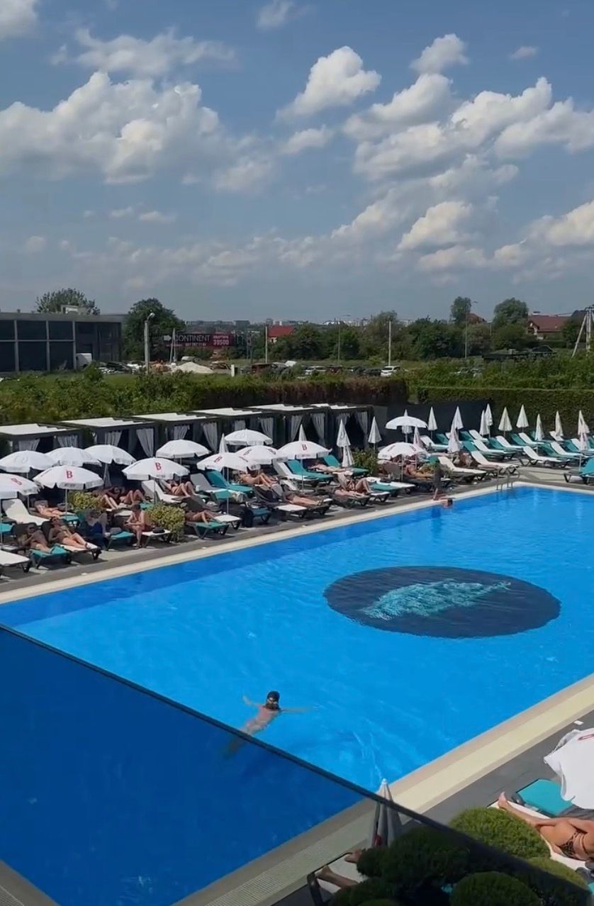 Фото Rafael Pool&Lounge