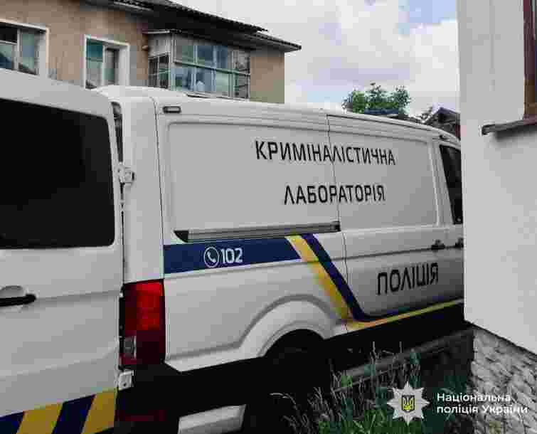 На Прикарпатті 76-річний чоловік вбив співмешканку ударом пляшки по голові