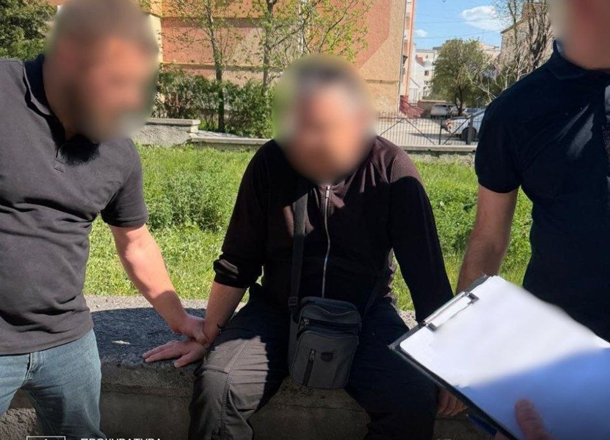 Підполковник з Тернопільщини обіцяв за 5 тис. доларів перевести військового в тил