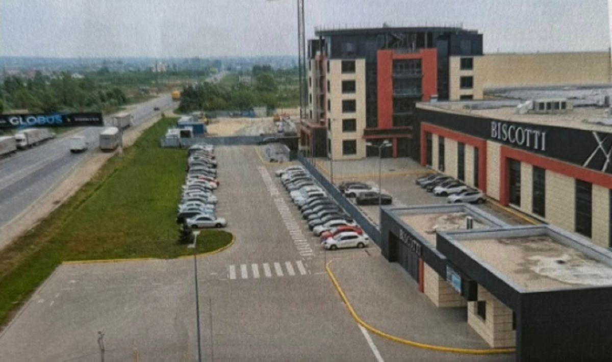 Представники бізнесу облагородили територію, яку сільрада зараз вирішила продати