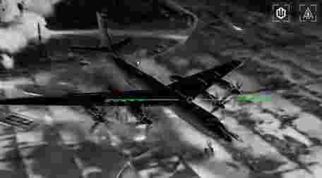СБС знищили пускову установку та два літаки Ту-142 в Таганрозі