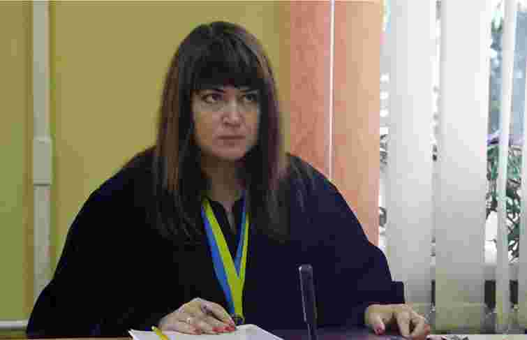 Рівненська суддя отримала догану за трирічне затягування розгляду справи 