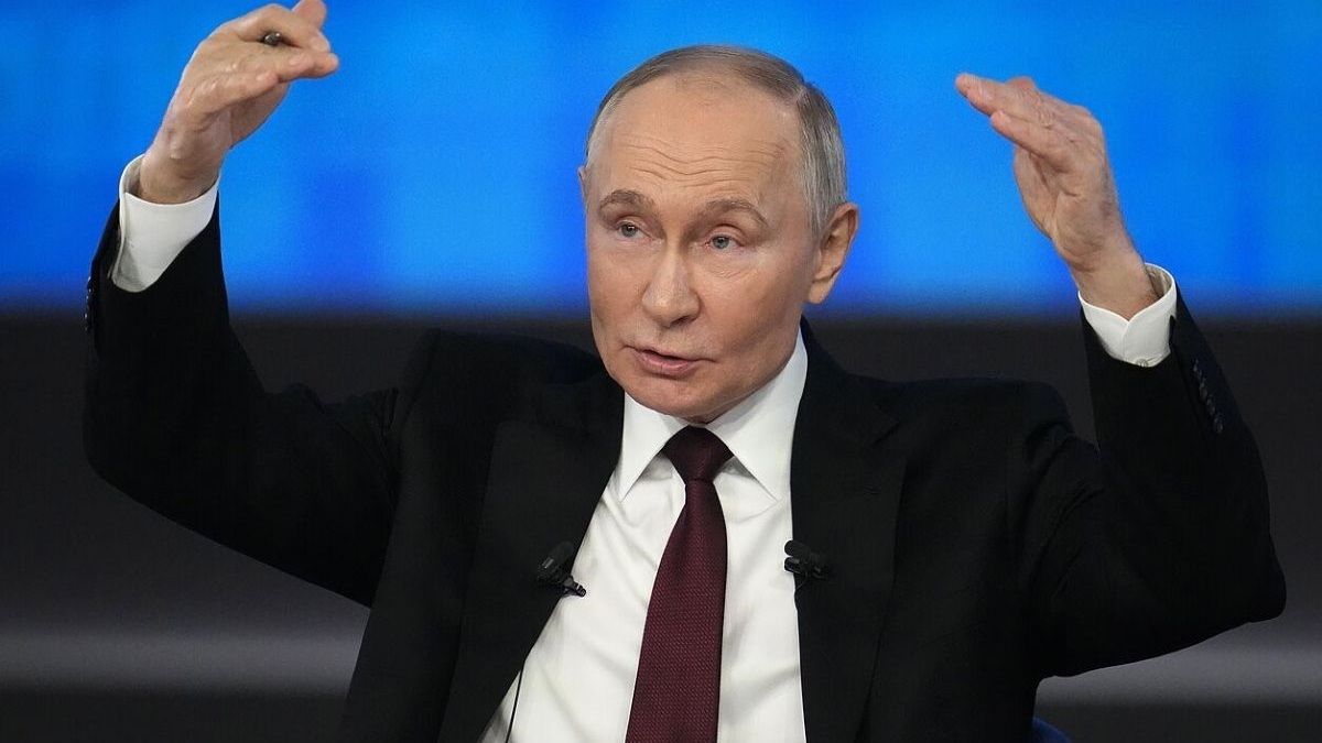Фінансисти попередили Путіна про ризики непідйомних витрат на війну в Україні