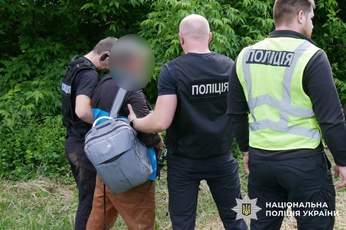 50-річного мешканця Хмельницького викрили на домаганнях до 13-річної дівчини