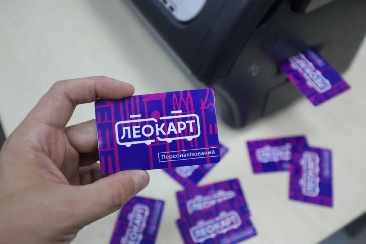 Жителям Мурованого відновили пільговий проїзд у транспорті Львова
