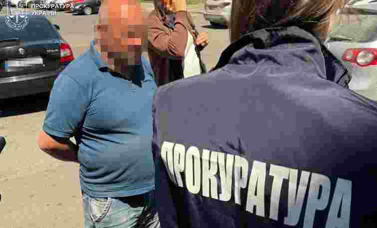 Ексдепутата та його сина затримали за переправлення ухилянтів на Львівщині