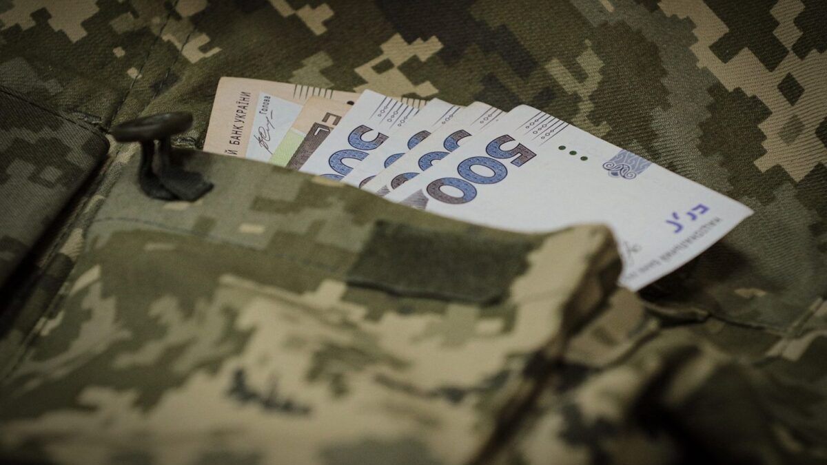 На половину більше: скільки військові на тилових посадах отримуватимуть з червня 2026 року