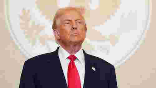 Трамп заявив, що Зеленський та Путін мають самі домовитися щодо закінчення війни