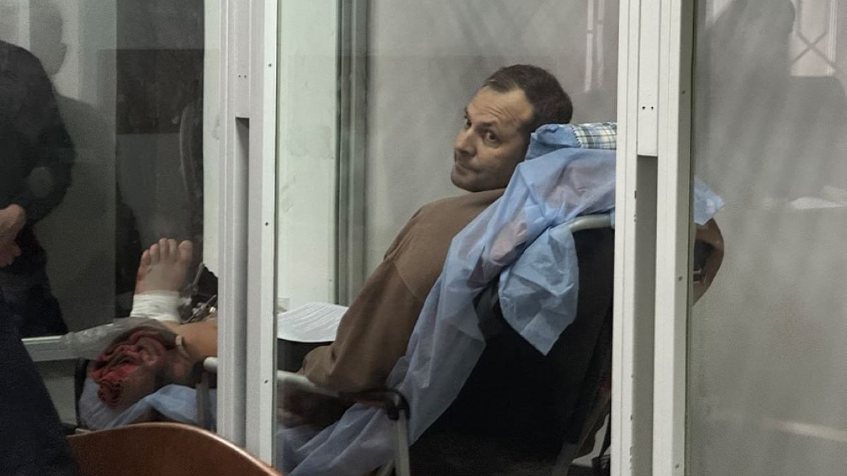 Суд відправив під варту водія Mercedes, який в’їхав у підземний перехід у Києві