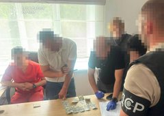 Медичний директор і лікар у Луцьку брали 1800 доларів за оформлення групи інвалідності