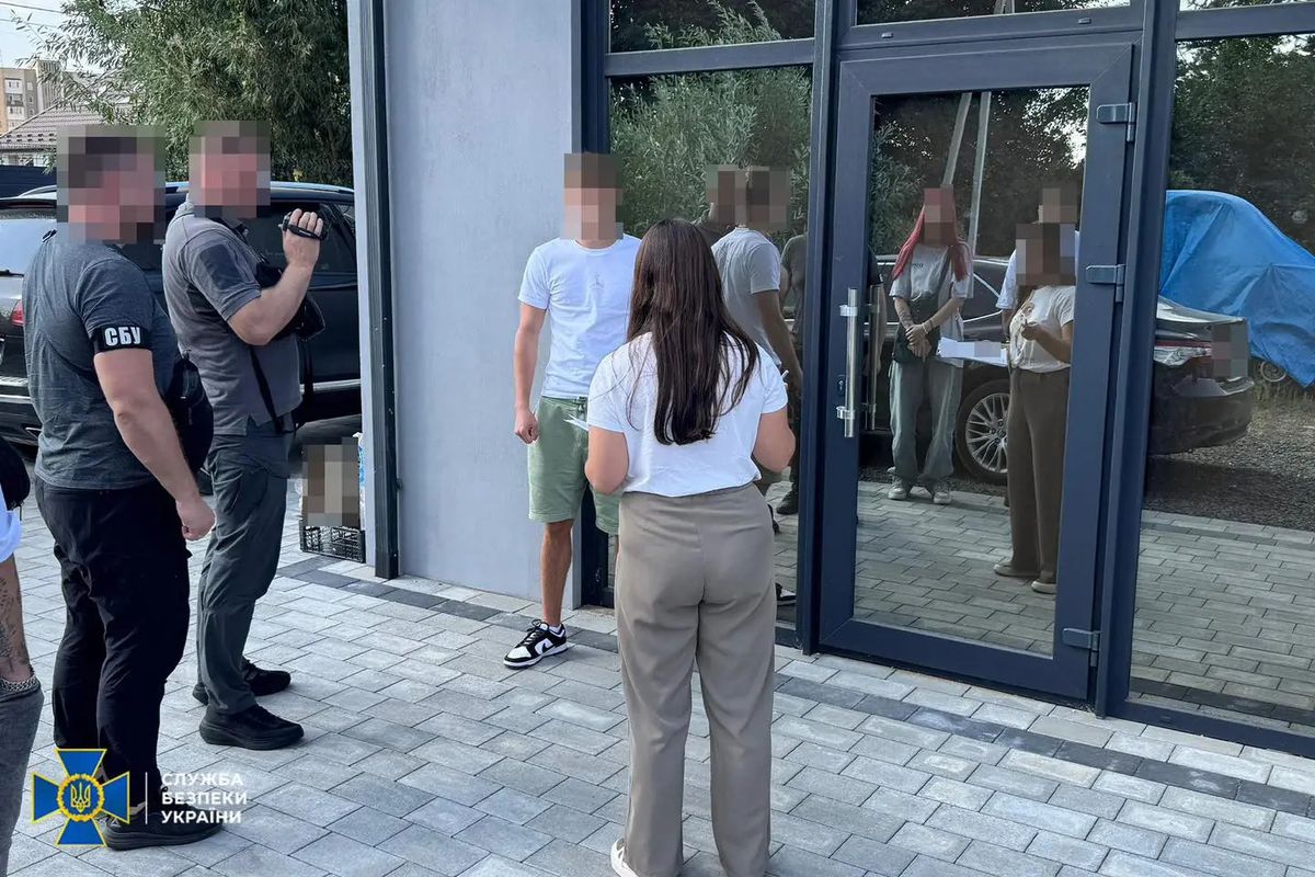 Ексчиновницю Ковельської міськради оштрафували за зняття чоловіків з розшуку через ТЦК