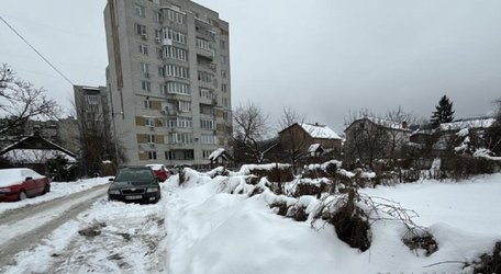 Львівська міськрада за 2,3 млн грн продала три сотки землі під будівництво на Знесінні