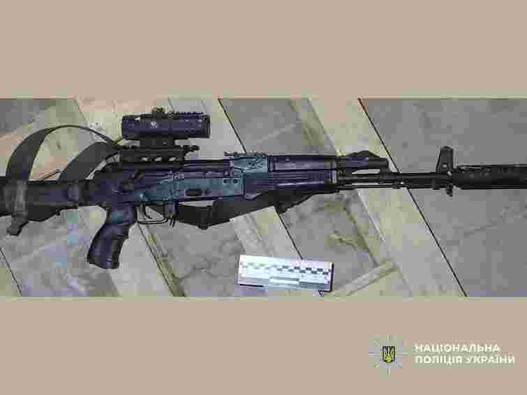 На Чернігівщині затримали військового у СЗЧ, який напідпитку влаштував стрілянину з автомата