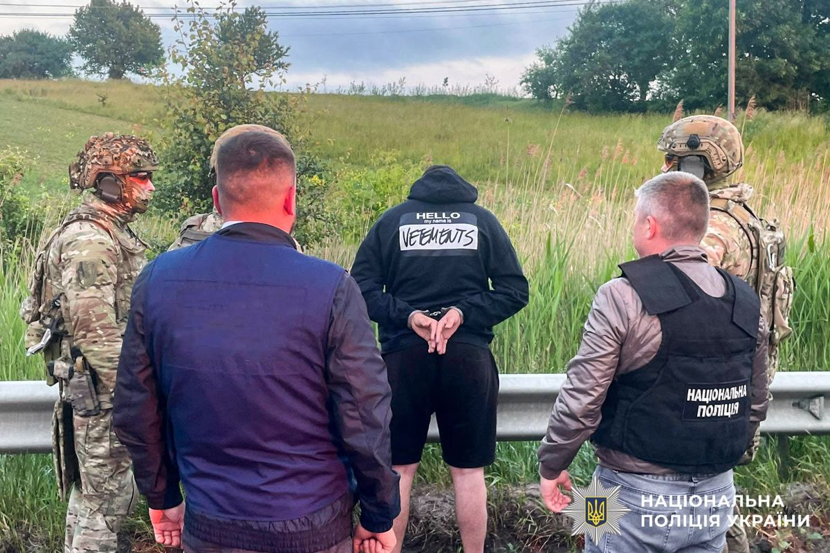 Поліція викрила на Рівненщині мережу сутенерства з вартістю послуг до 25 тис. грн за годину