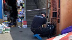 У Вінниці в магазині чоловік ножем вбив жінку та зарізав себе