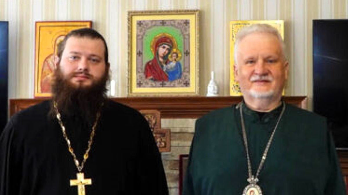 Священник Нестор Медведчук зі скандалом відрікся УПЦ МП на Закарпатті