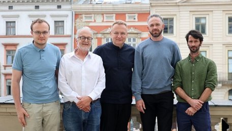 Французькі майстри відновлять зруйнований шахедом будинок у центрі Львова