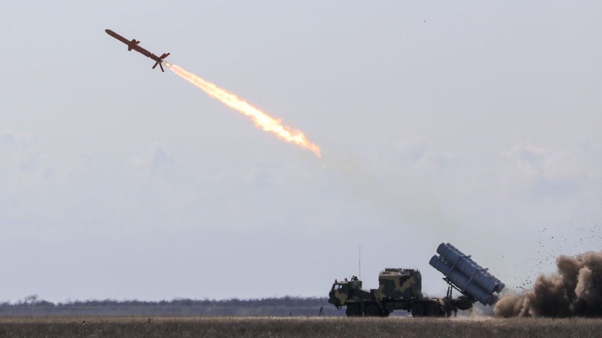 Сили оборони уразили ракетою «Нептун» військовий обʼєкт росіян у Севастополі