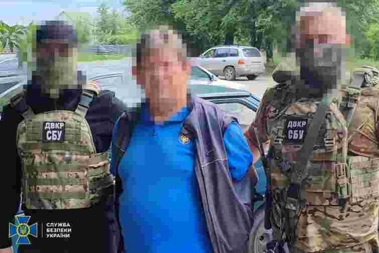 Дитячого реабілітолога з Дніпра затримали за коригування російських обстрілів у трьох областях