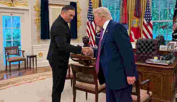 Олександр Усик зустрівся з Дональдом Трампом у Вашингтоні після візиту в Пентагон