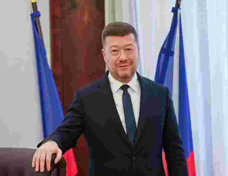 Спікер парламенту Чехії хоче негайно скасувати тимчасовий захист для біженців з України 